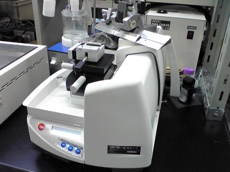 リトラトーム　REM710 （大和光機工業株式会社）