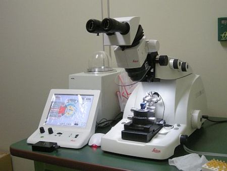 ウルトラミクロトーム　UC7 （ライカマイクロシステムズ）